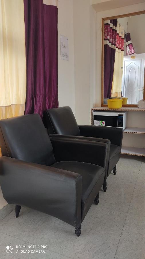 City Crown Guest House Sundarnagar Eksteriør bilde