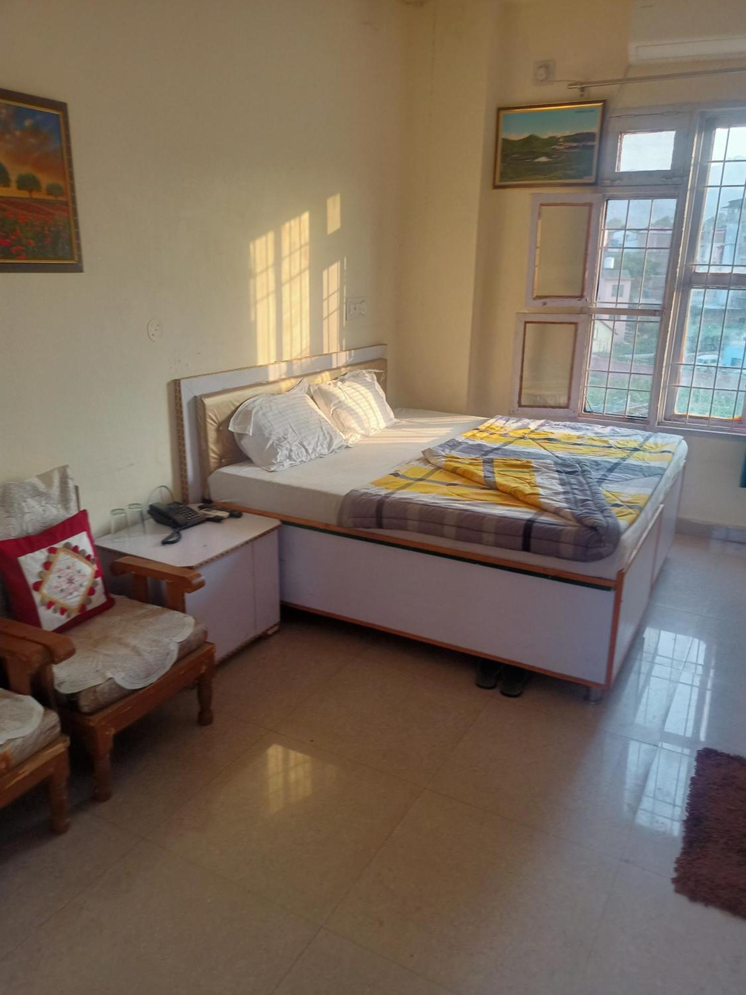 City Crown Guest House Sundarnagar Rom bilde